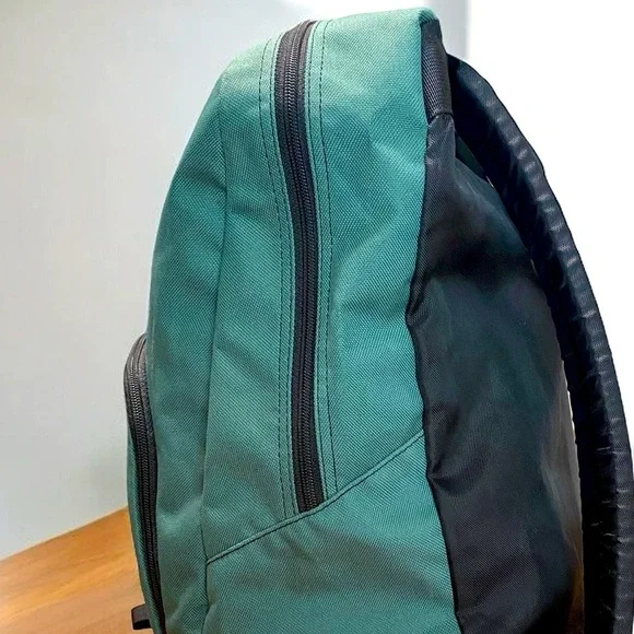SOLD
NIKE RARE Olive Green Backpack preloved condition bag tote technical retro - Picture 3 of 13
